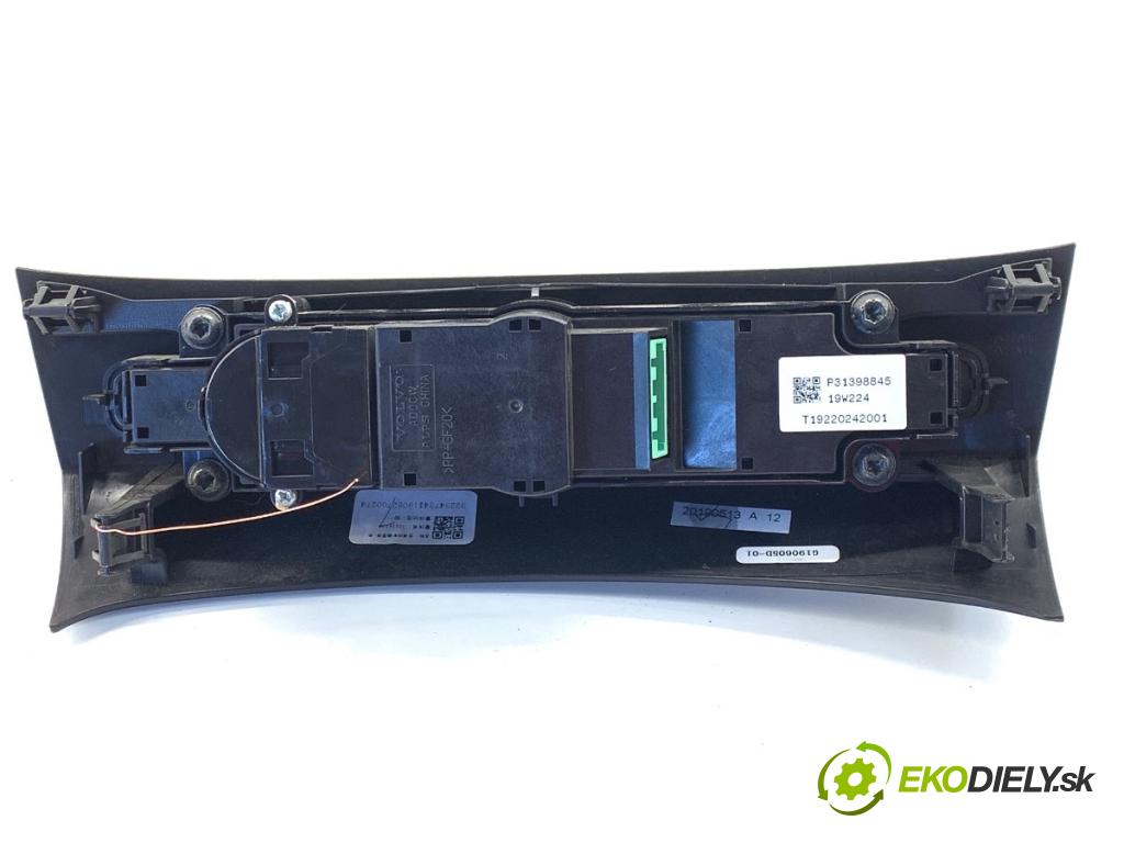 VOLVO S90 II sedan 2019 223 kW T8 Hybrid AWD 1969 Panel ovládania kúrenia P31398845 (Prepínacie páčky pod volantom)