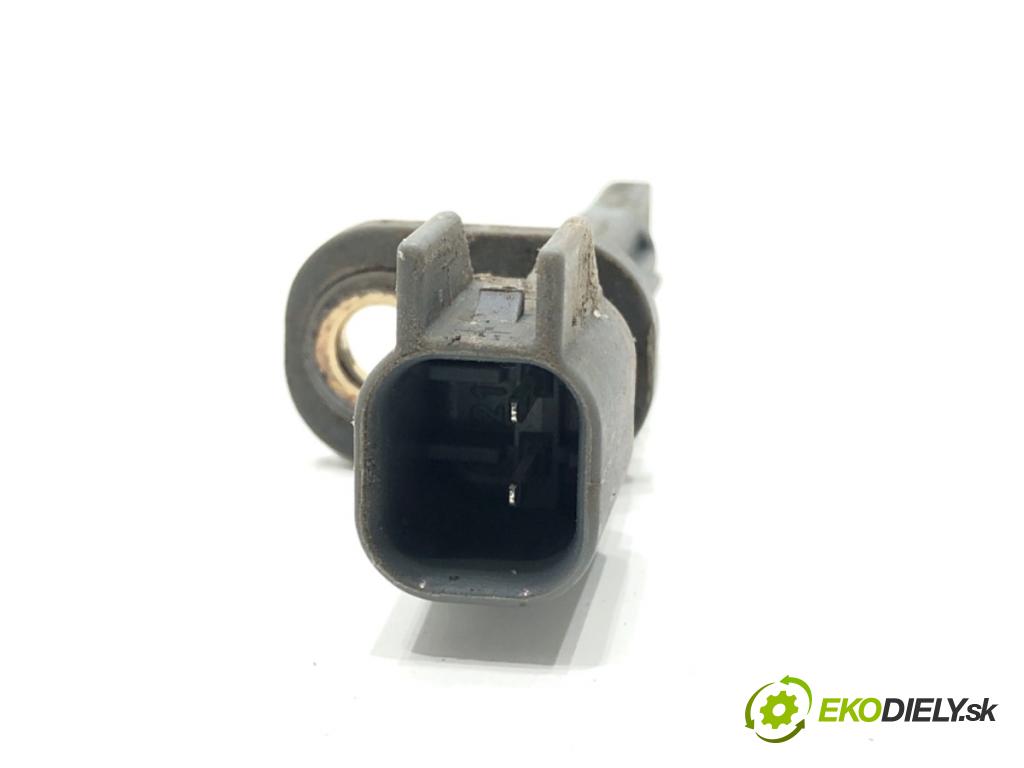 VOLVO S90 II sedan 2019 223 kW T8 Hybrid AWD 1969 Snímač ABS ľavy predný 31362356