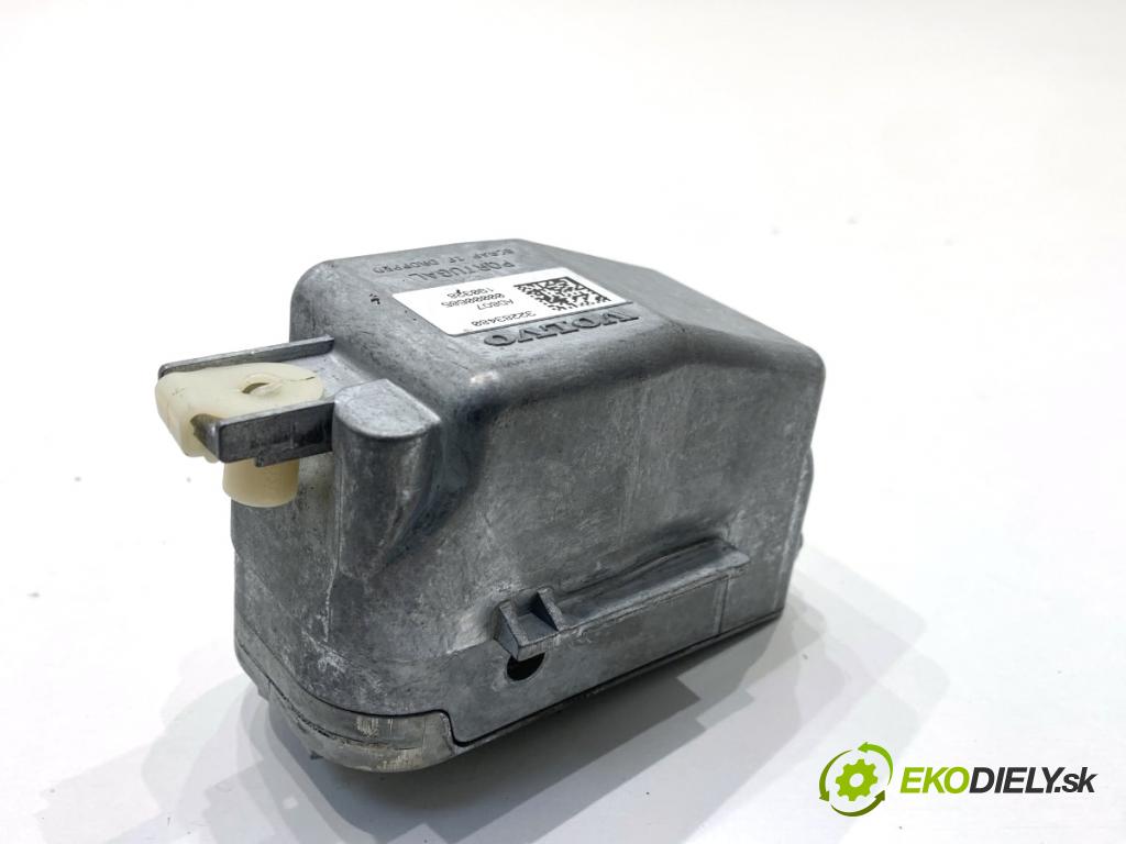 VOLVO S90 II sedan 2019 223 kW T8 Hybrid AWD 1969 blokáda volantu 32283480 (Riadenie ostatné)