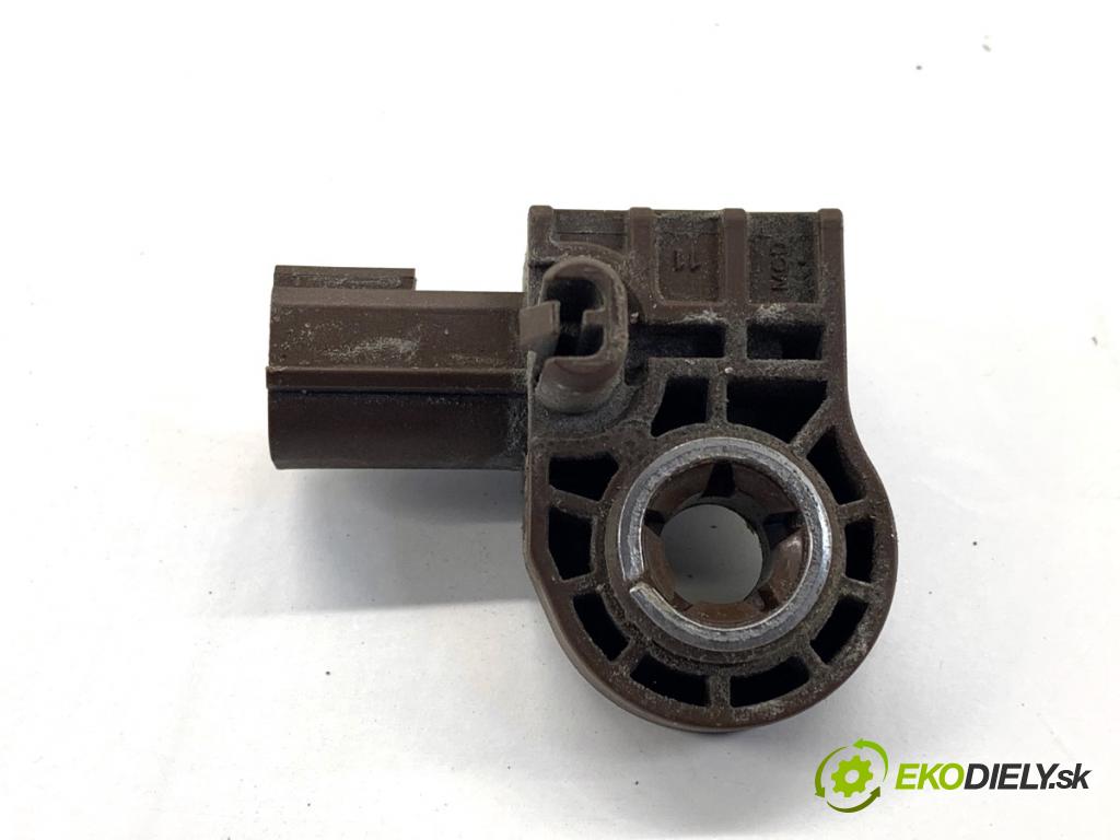 VOLVO S90 II sedan 2019 223 kW T8 Hybrid AWD 1969 Snímač nárazu 31451530 (Snímač nárazu)