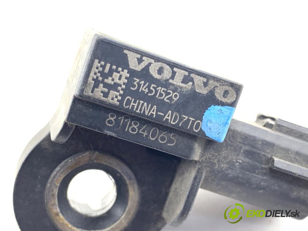 VOLVO S90 II sedan 2019 223 kW T8 Hybrid AWD 1969 Snímač nárazu 31451529 (Snímač nárazu)