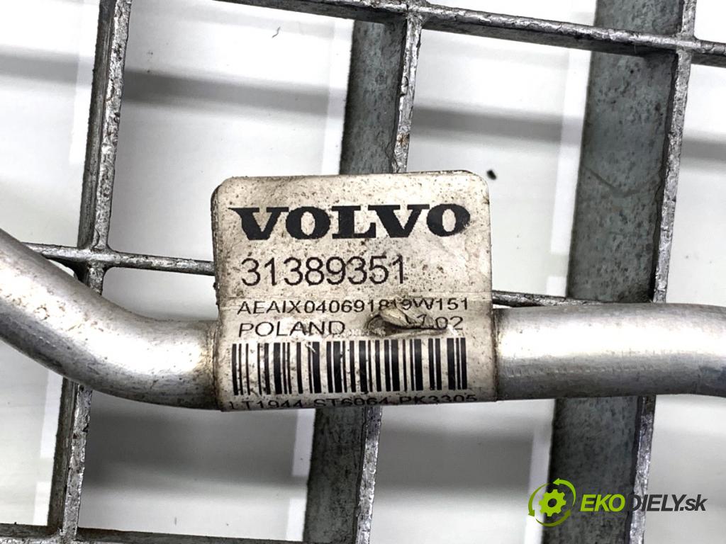VOLVO S90 II sedan 2019 223 kW T8 Hybrid AWD 1969 rúrka klimatizácie 31389351 (Rúrka klimatizácie)