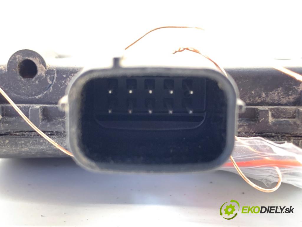 VOLVO S90 II sedan 2019 223 kW T8 Hybrid AWD 1969 snímač MRTVÍ klapka 32254967