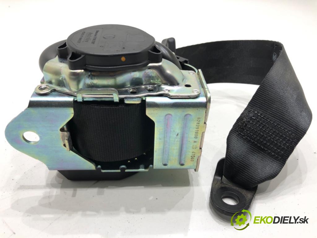 VOLVO S90 II sedan 2019 223 kW T8 Hybrid AWD 1969 Držiak BEZPEČNOSŤ zad stredový 39836054