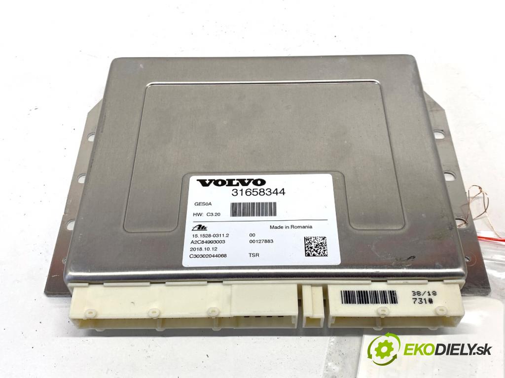 VOLVO S90 II sedan 2019 223 kW T8 Hybrid AWD 1969 modul řídící jednotka AKTÍVNÍ nápravy 31658344