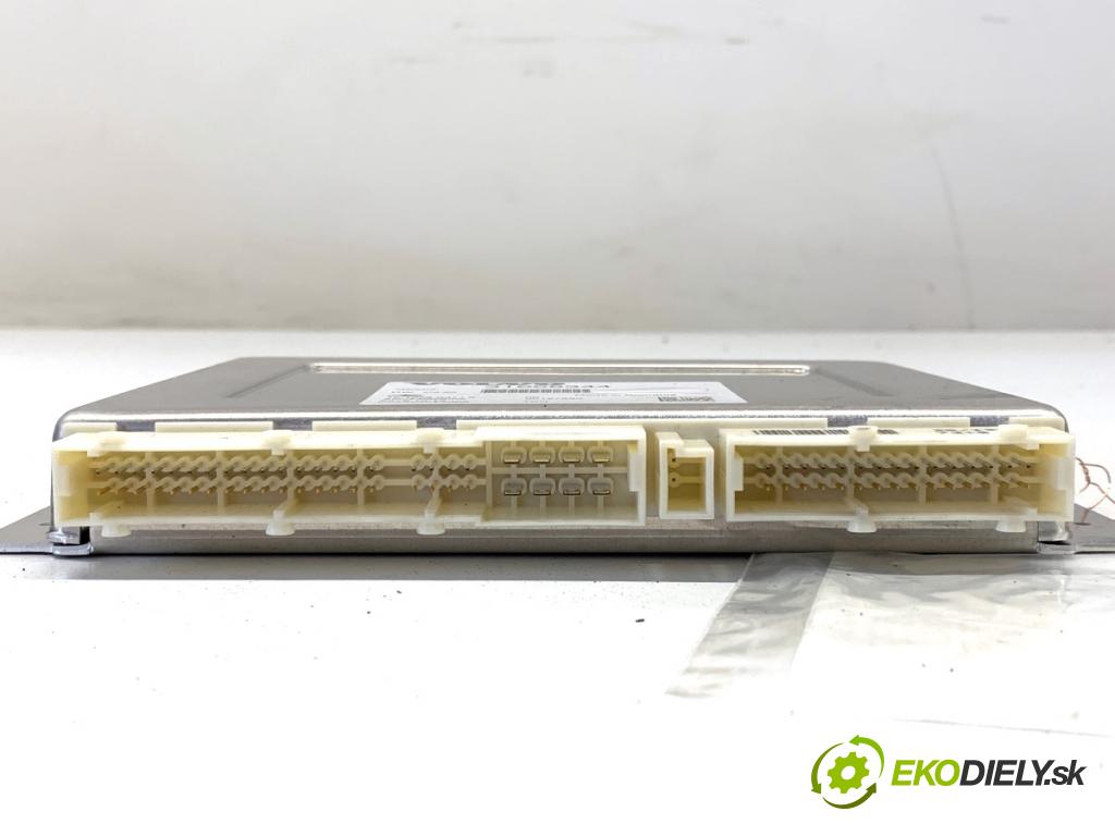 VOLVO S90 II sedan 2019 223 kW T8 Hybrid AWD 1969 modul řídící jednotka AKTÍVNÍ nápravy 31658344