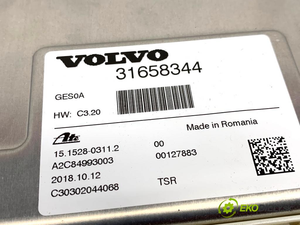 VOLVO S90 II sedan 2019 223 kW T8 Hybrid AWD 1969 modul řídící jednotka AKTÍVNÍ nápravy 31658344