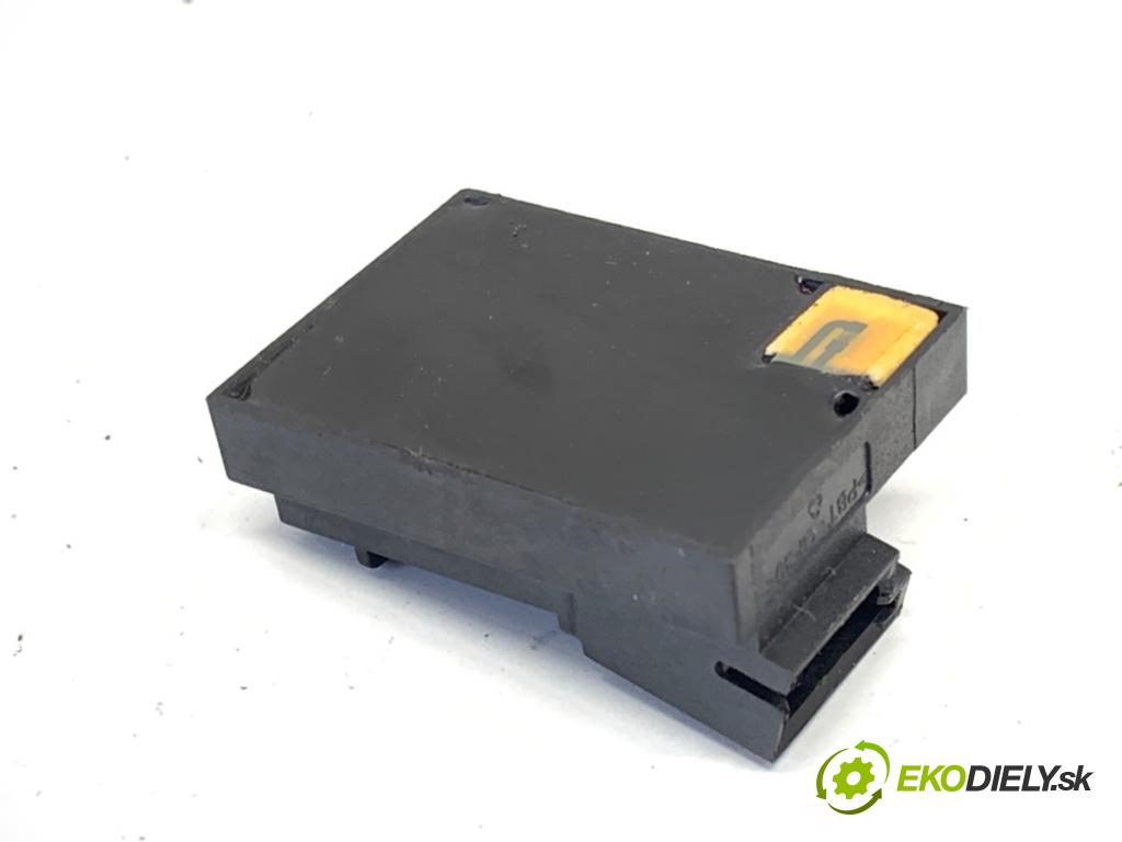 VOLVO S90 II sedan 2019 223 kW T8 Hybrid AWD 1969 Snímač dažďa 31404274 (Snímač dažďa)