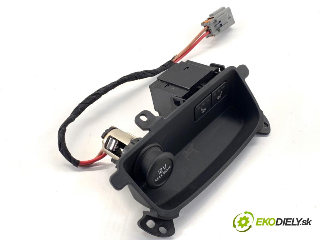 VOLVO S90 II sedan 2019 223 kW T8 Hybrid AWD 1969 Prepínač ohrievania, vyhrievania sedačky 31346786 (Prepínacie páčky pod volantom)