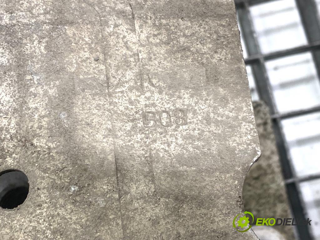 CHEVROLET CRUZE sedan 2013 91 kW 1.6 1598 Výstuha nárazníka zad  (Výstuha zadná)