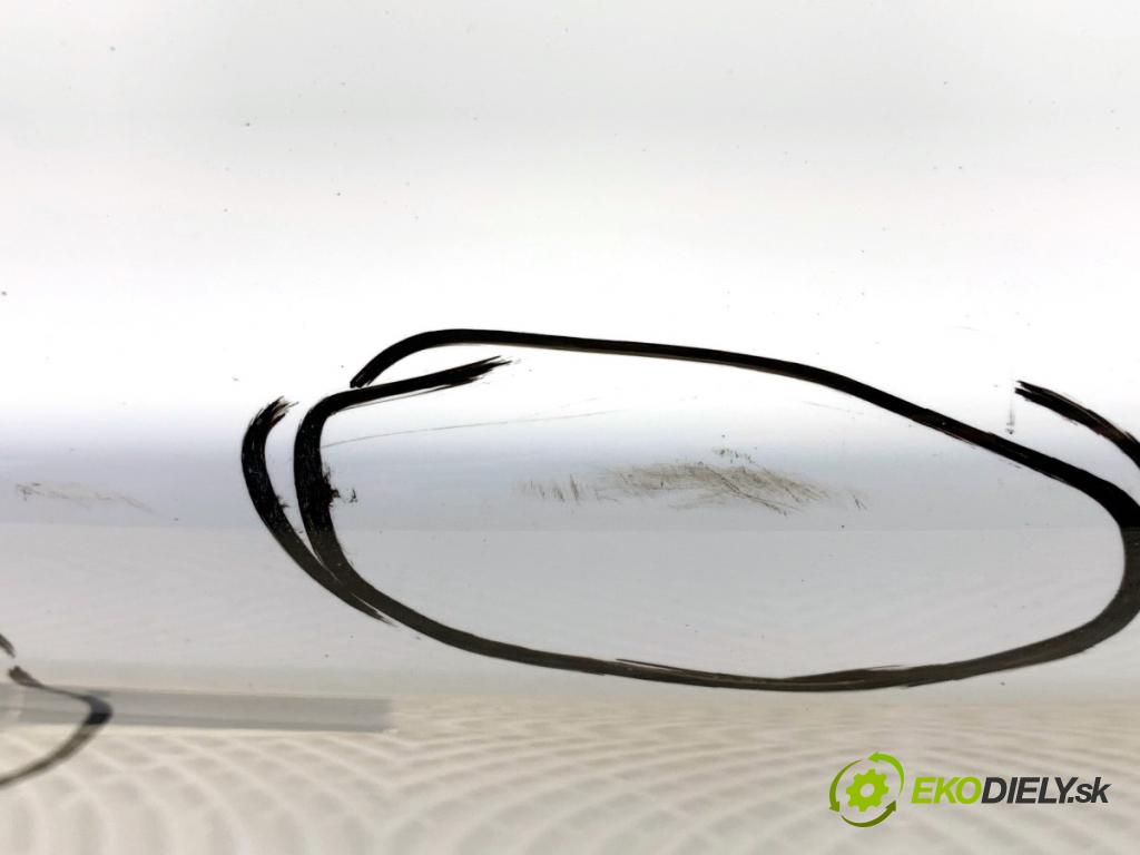 CHEVROLET CRUZE sedan 2013 91 kW 1.6 1598 kapota zad GAZ