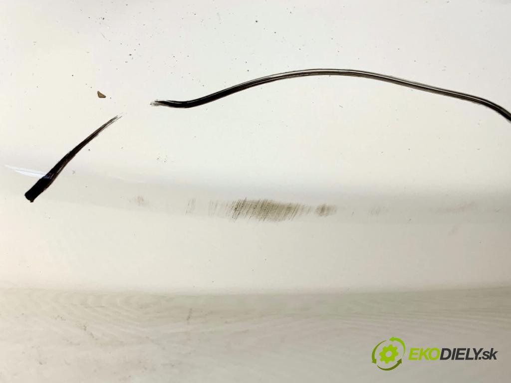 CHEVROLET CRUZE sedan 2013 91 kW 1.6 1598 kapota zad GAZ