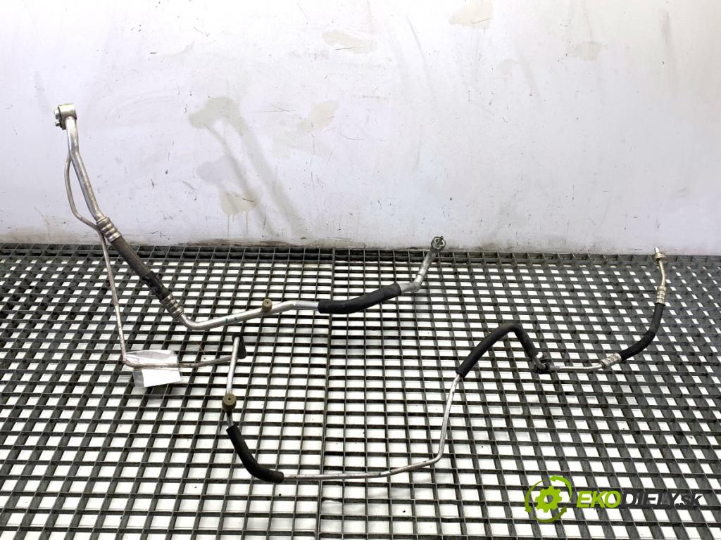 CHEVROLET CRUZE sedan 2013 91 kW 1.6 1598 rúrka klimatizace  (Trubka klimatizace)