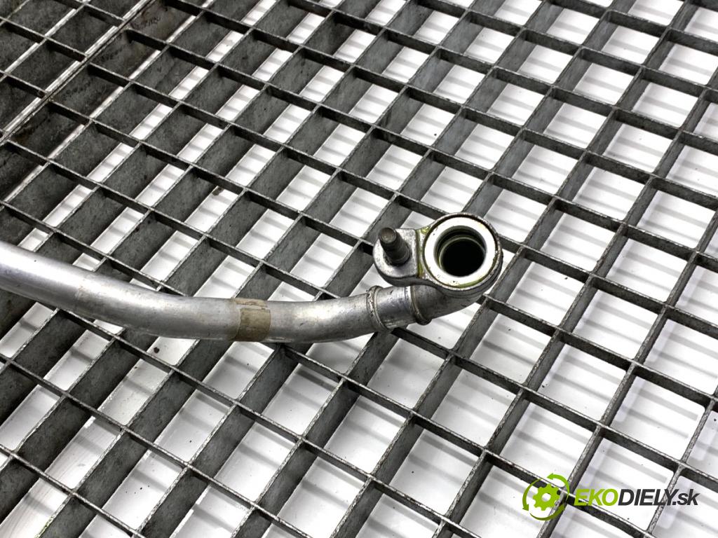 CHEVROLET CRUZE sedan 2013 91 kW 1.6 1598 rúrka klimatizace  (Trubka klimatizace)