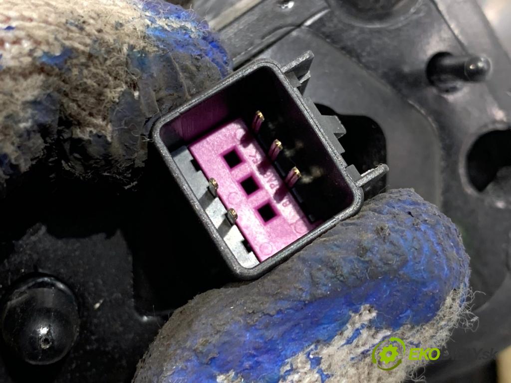 CHEVROLET CRUZE sedan 2013 91 kW 1.6 1598 Spätné zrkadlo pravy