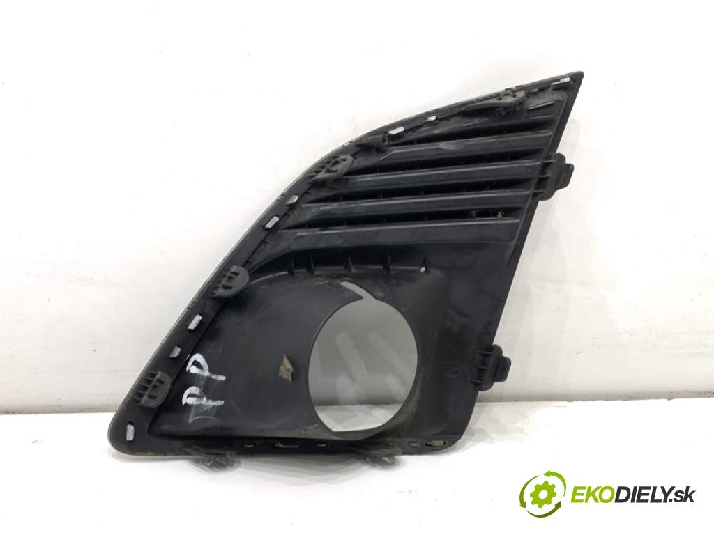 CHEVROLET CRUZE sedan 2013 91 kW 1.6 1598 Mriežky nárazníka pravy predný 95093360