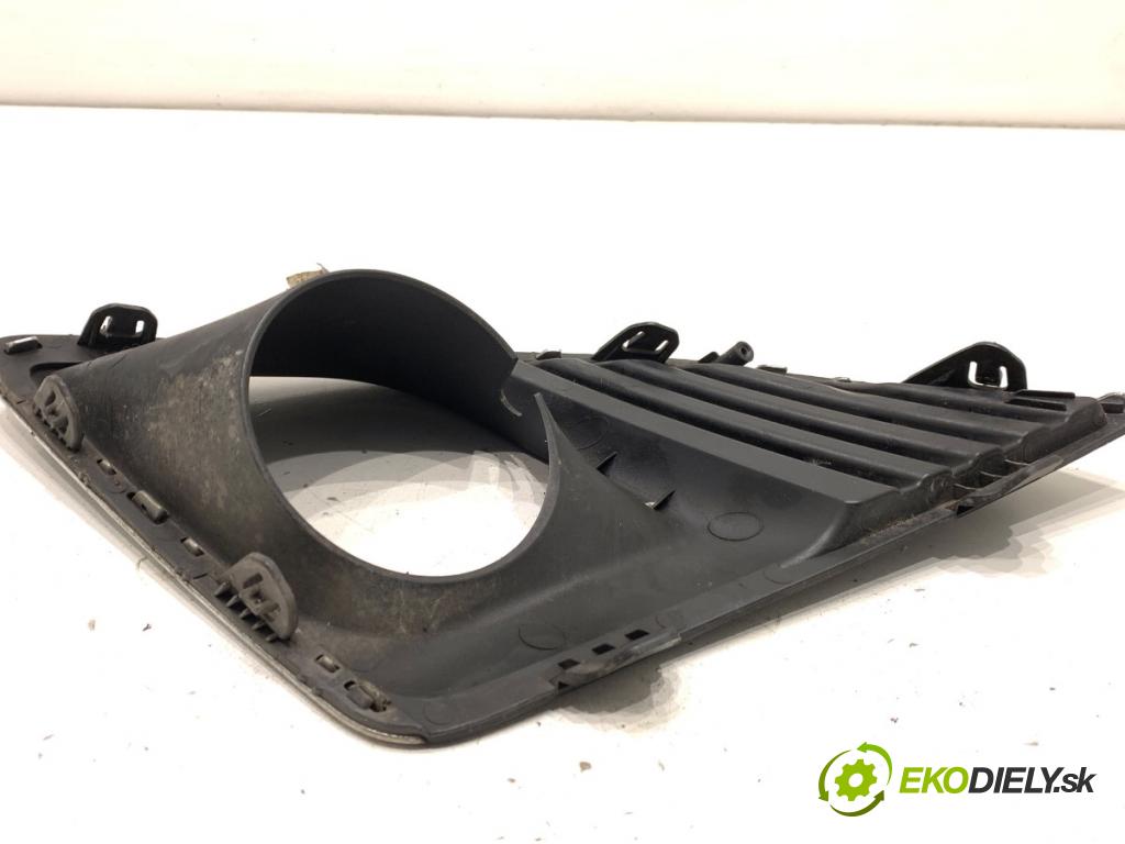 CHEVROLET CRUZE sedan 2013 91 kW 1.6 1598 Mriežky nárazníka pravy predný 95093360