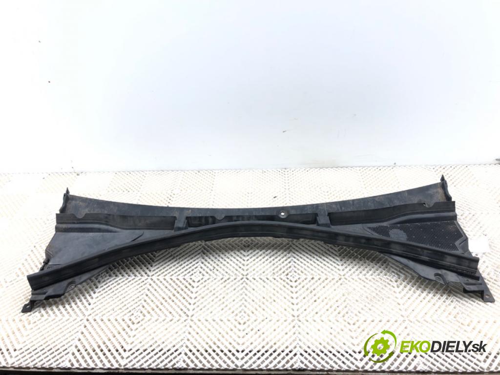 JAGUAR F-PACE SUV 2016 132 kW 2.0 TD4 AWD 1999 Torpédo, plast pod čelné okno  (Torpédo (plast pod čelným sklom))