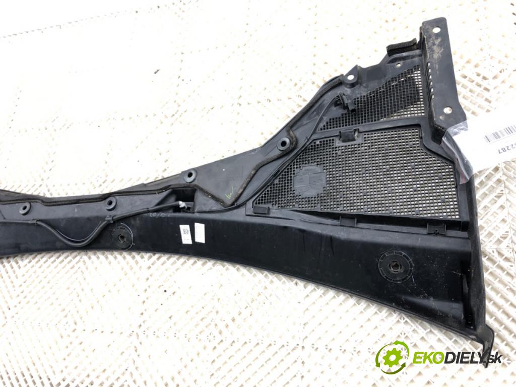 JAGUAR F-PACE SUV 2016 132 kW 2.0 TD4 AWD 1999 Torpédo, plast pod čelné okno  (Torpédo (plast pod čelným sklom))