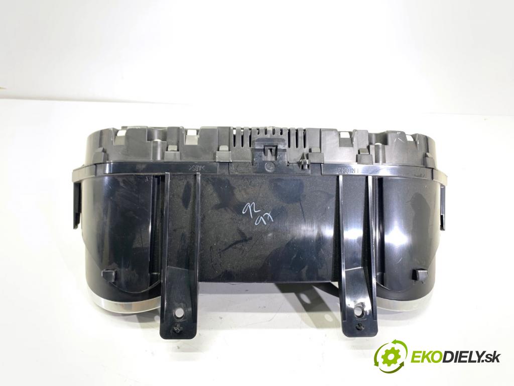 JAGUAR F-PACE SUV 2016 132 kW 2.0 TD4 AWD 1999 Prístrojovka HK8310849EE (Prístrojová doska)