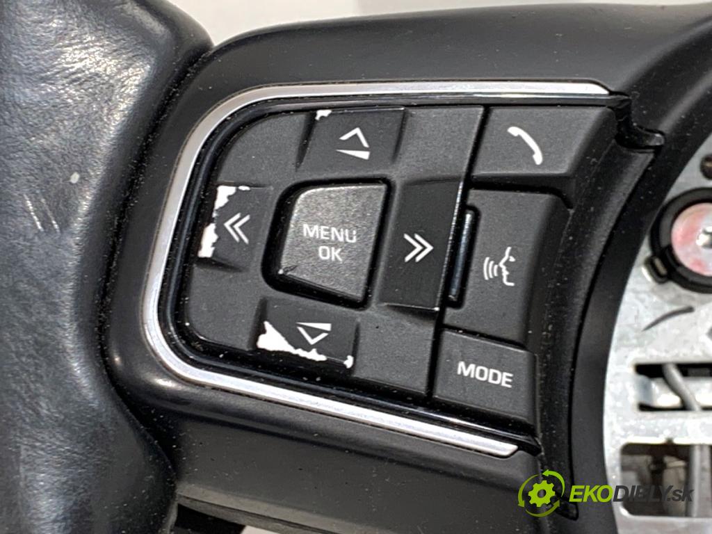 JAGUAR F-PACE SUV 2016 132 kW 2.0 TD4 AWD 1999 Volant GX73-3F563-RD (Volant)