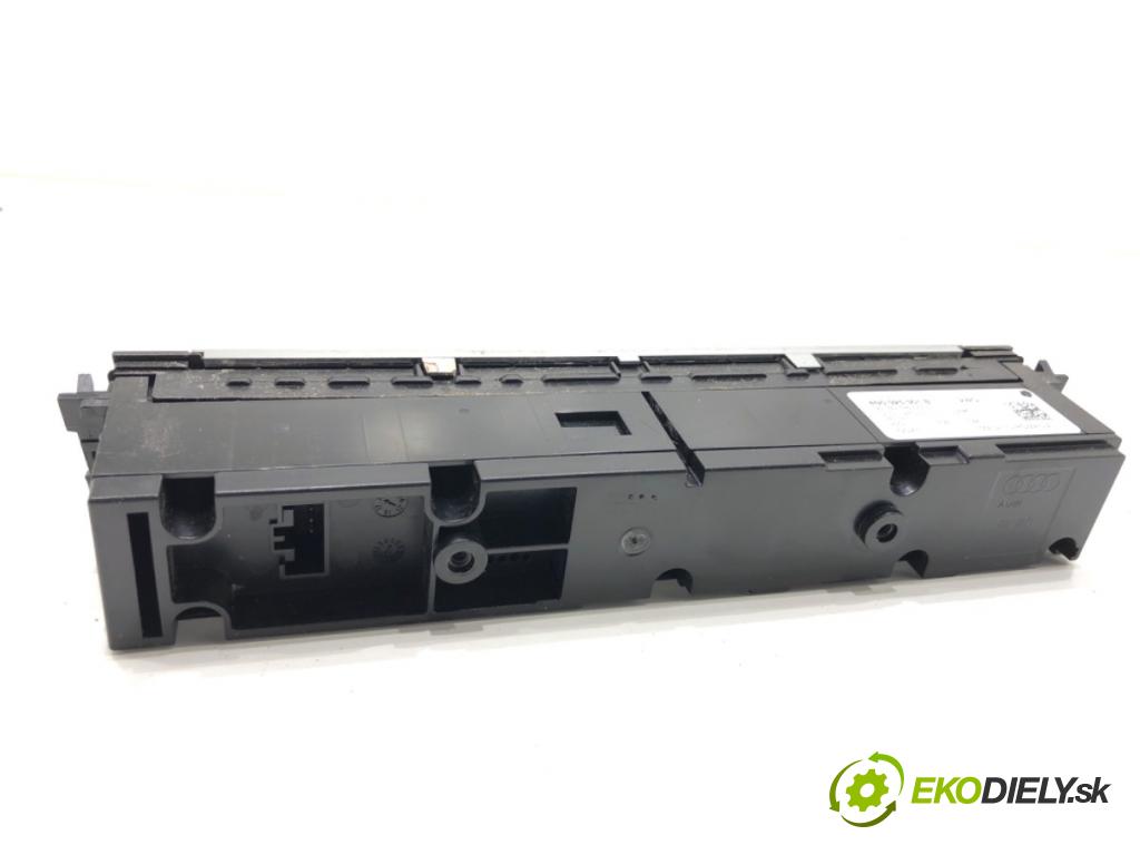 AUDI Q8 SUV 2018 210 kW 50 TDI Mild Hybrid quattro 2967 Spínač svetiel výstražných (núdzových) 4N0925301B (Prepínacie páčky pod volantom)