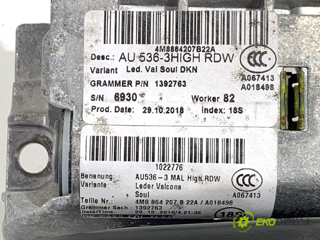 AUDI Q8 SUV 2018 210 kW 50 TDI Mild Hybrid quattro 2967 Lakťová opierka 4M8864207B (Lakťová opierka)