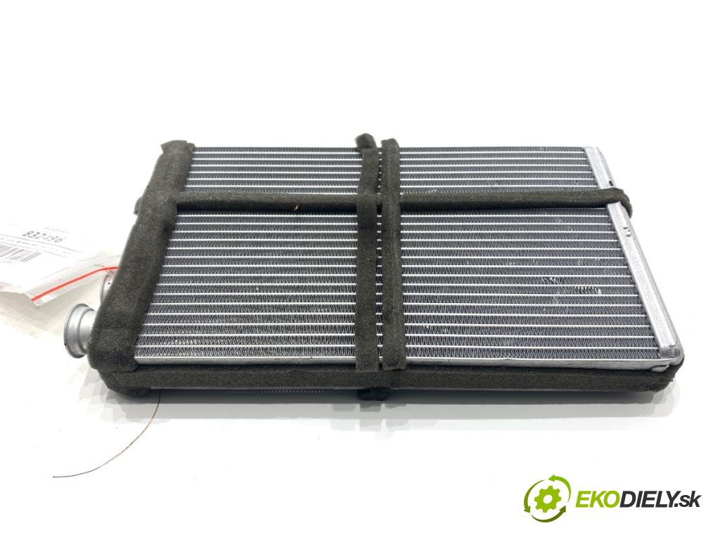 AUDI Q8 SUV 2018 210 kW 50 TDI Mild Hybrid quattro 2967 topné těleso radiátor topení KD135001 (Radiátor topení)