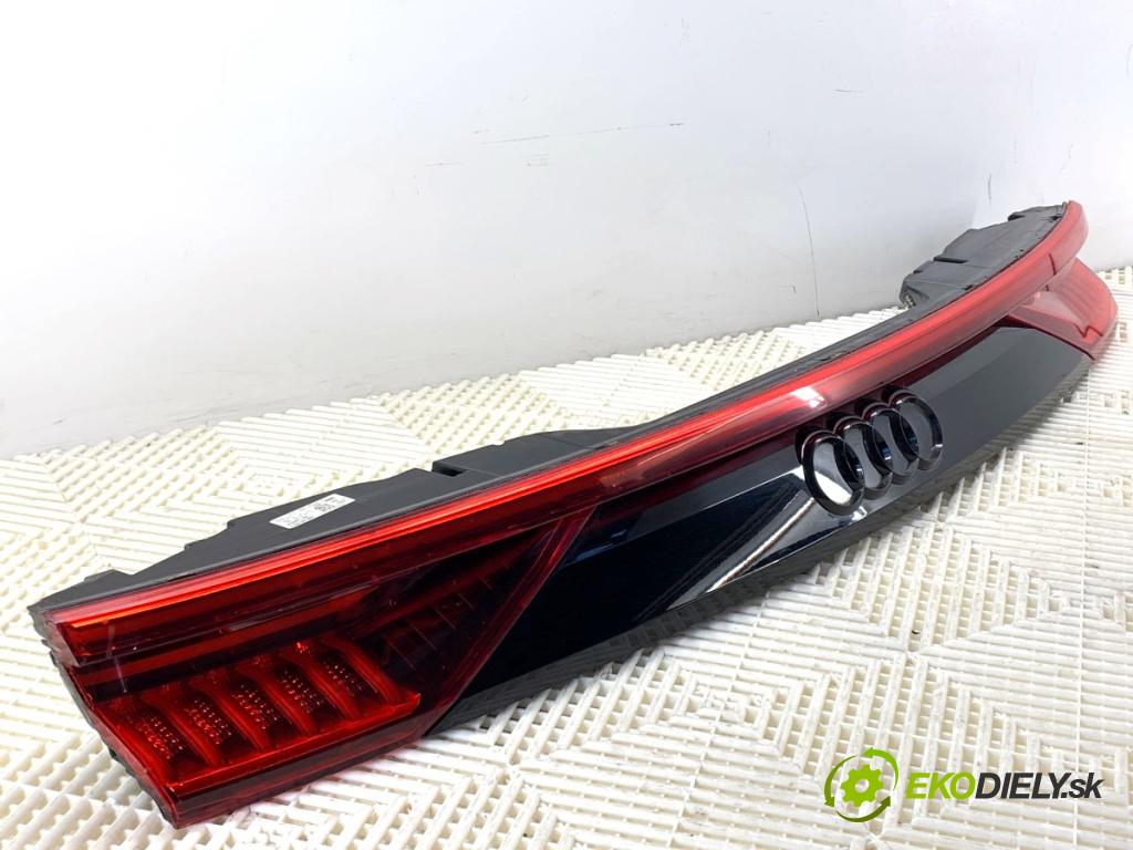 AUDI Q8 SUV 2018 210 kW 50 TDI Mild Hybrid quattro 2967 Zadné čelo dverí zad 4M8945095F