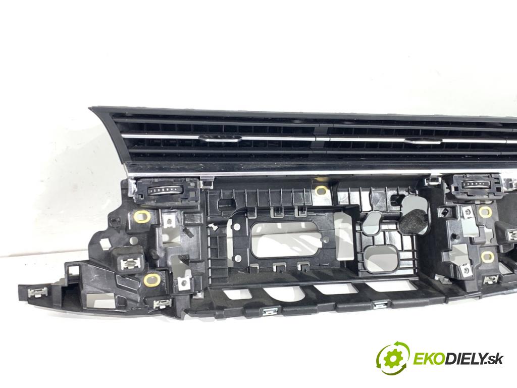 AUDI Q8 SUV 2018 210 kW 50 TDI Mild Hybrid quattro 2967 Mriežky kúrenia predný 4M8820902