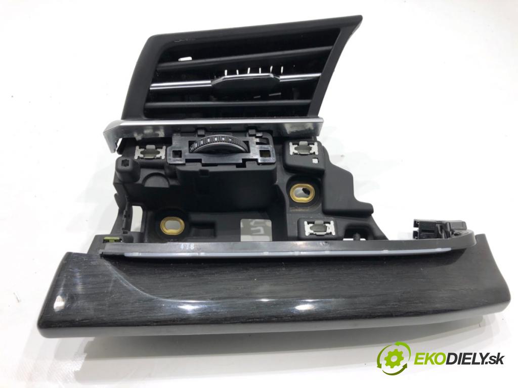 AUDI Q8 SUV 2018 210 kW 50 TDI Mild Hybrid quattro 2967 Mriežky kúrenia ľavy predný 4M8820901A