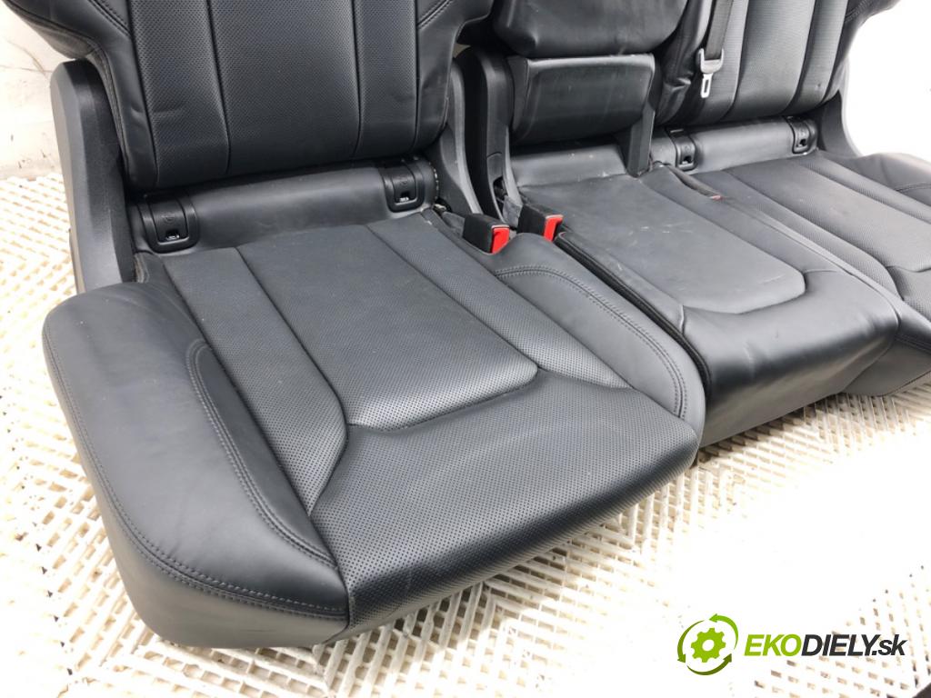 AUDI Q8 SUV 2018 210 kW 50 TDI Mild Hybrid quattro 2967 Sedadlo druhý rad