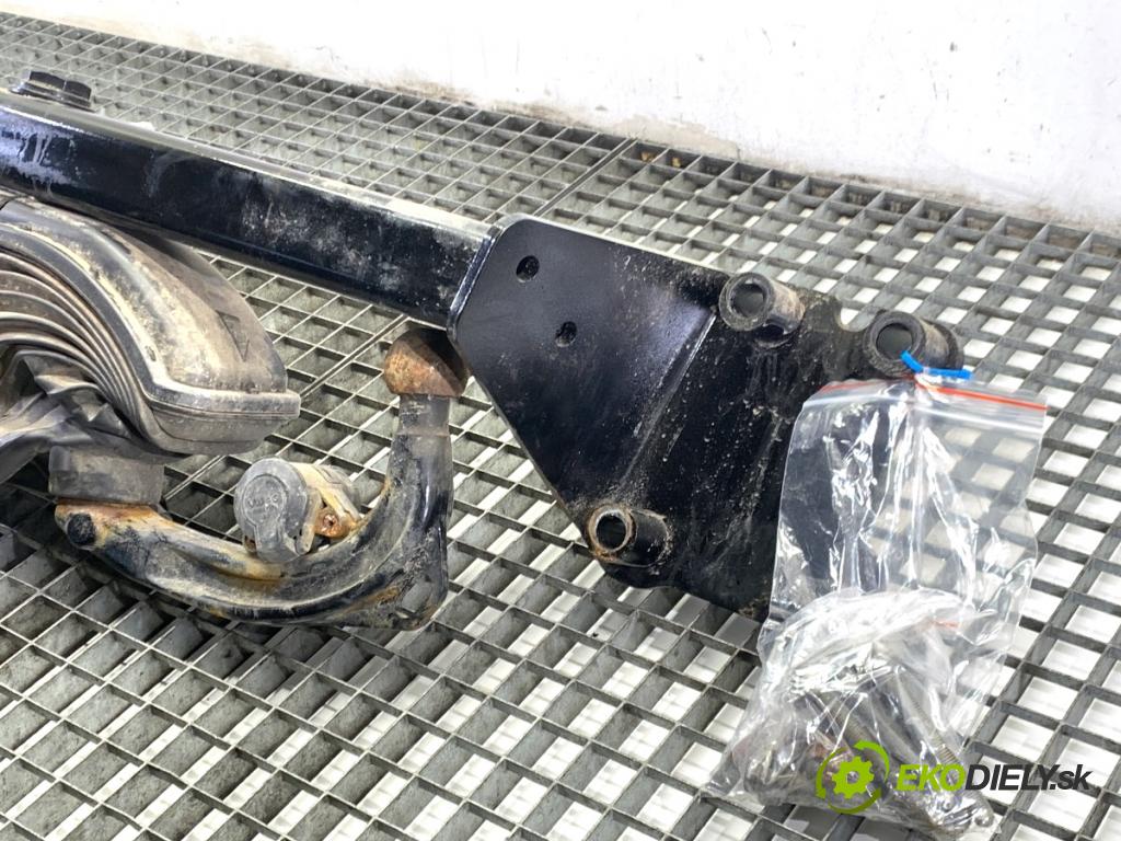 AUDI Q8 SUV 2018 210 kW 50 TDI Mild Hybrid quattro 2967 Hák tažné zařízení  (Tažné zařízení)