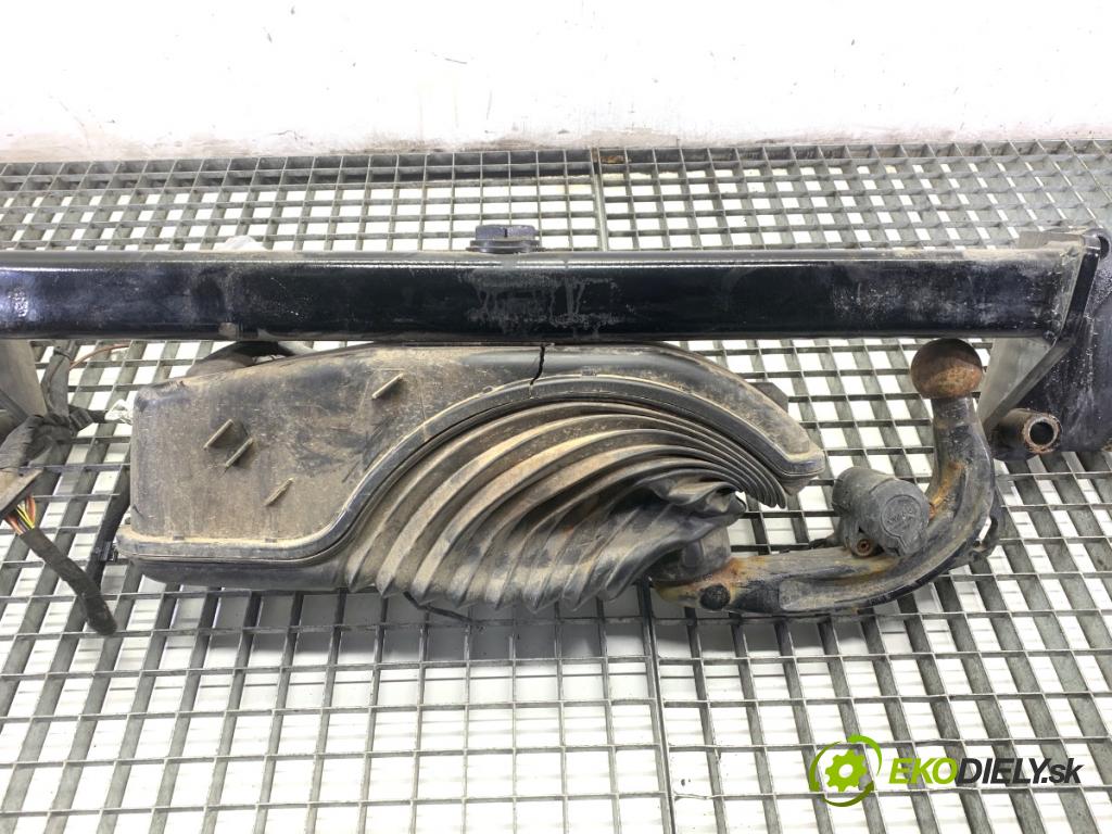 AUDI Q8 SUV 2018 210 kW 50 TDI Mild Hybrid quattro 2967 Hák tažné zařízení  (Tažné zařízení)