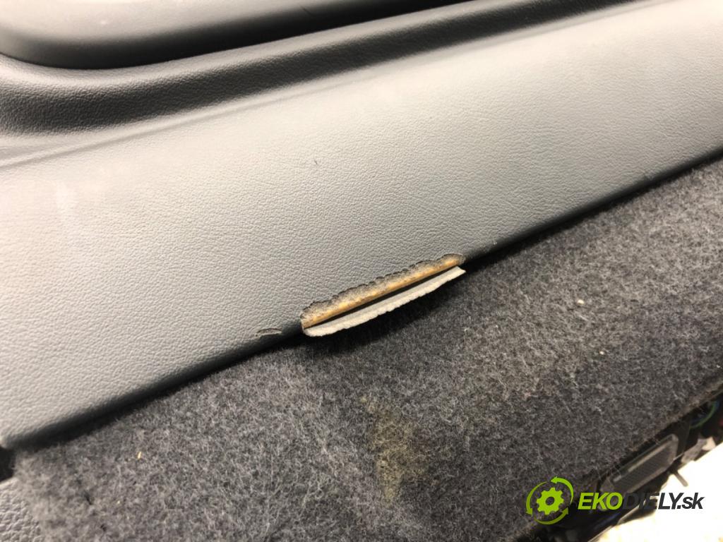 AUDI Q8 SUV 2018 210 kW 50 TDI Mild Hybrid quattro 2967 Sedadlo pravy predný