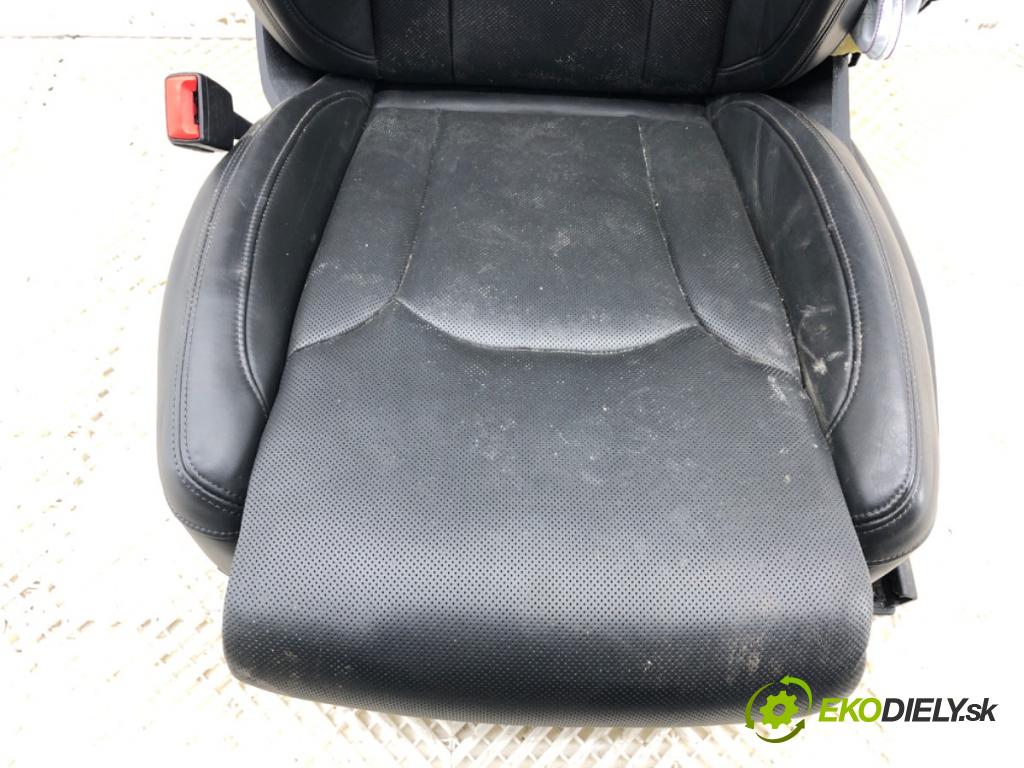 AUDI Q8 SUV 2018 210 kW 50 TDI Mild Hybrid quattro 2967 Sedadlo ľavy predný