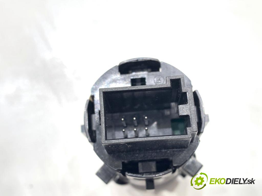 AUDI Q8 SUV 2018 210 kW 50 TDI Mild Hybrid quattro 2967 vypínač ZAPALOVÁNÍ: START/STOP 4N0905217