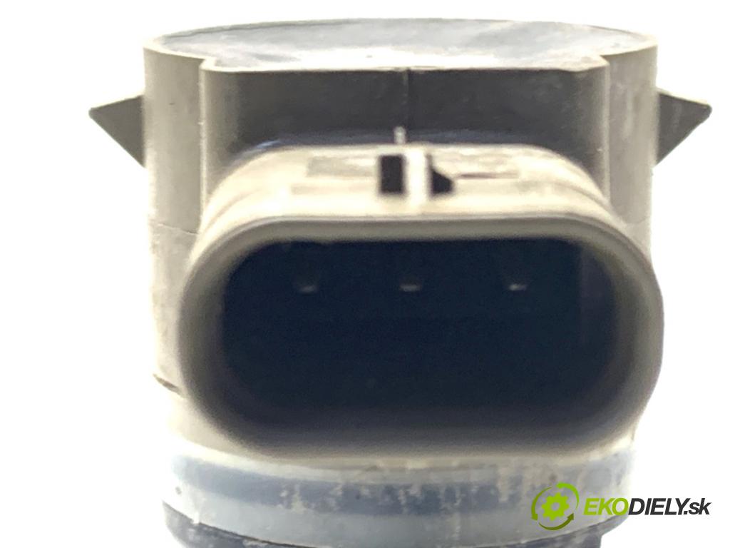 AUDI Q8 SUV 2018 210 kW 50 TDI Mild Hybrid quattro 2967 snímač PDC 5Q1919275