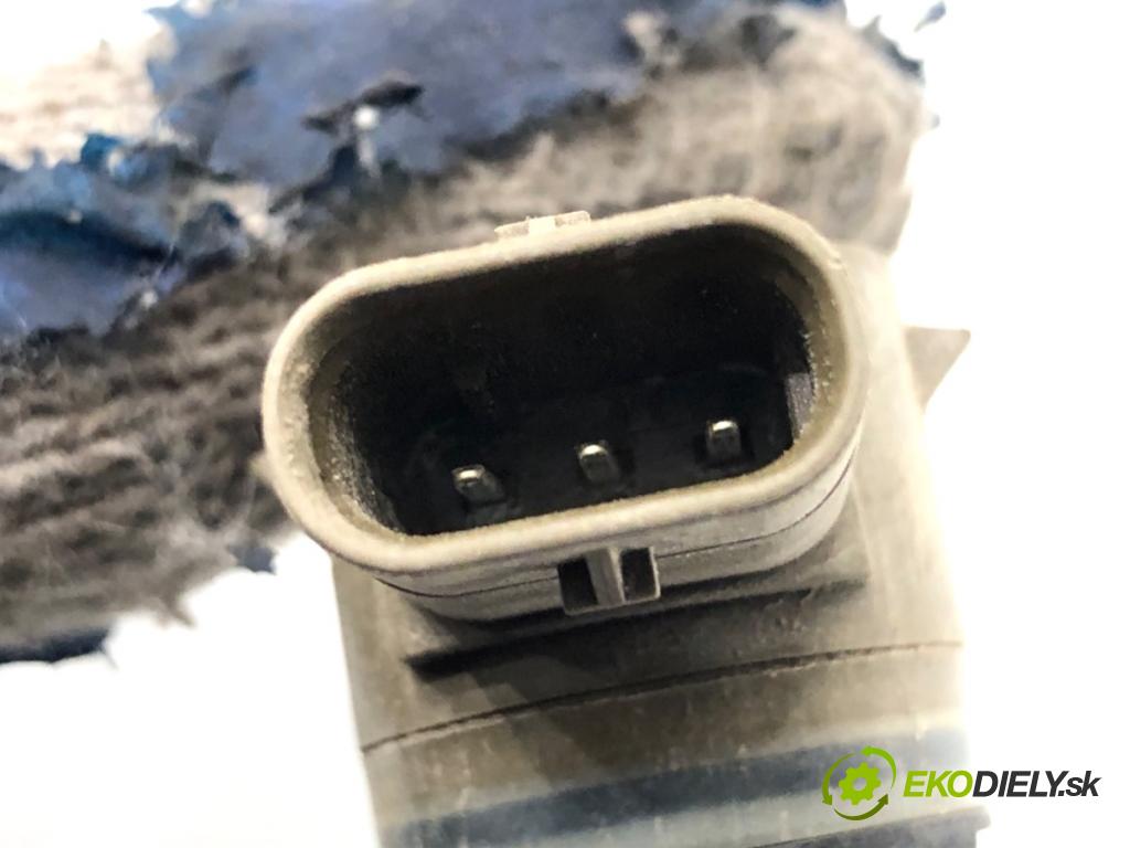 AUDI Q8 SUV 2018 210 kW 50 TDI Mild Hybrid quattro 2967 snímač PDC 5Q1919275