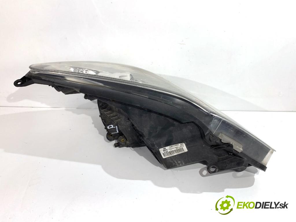 OPEL CORSA D liftback 2010 66 kW 1.3 CDTI (L08, L68) 1248 Svetlomet ľavy predný 13217453