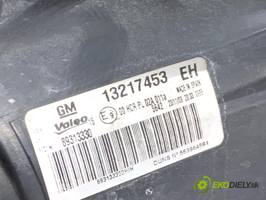 OPEL CORSA D liftback 2010 66 kW 1.3 CDTI (L08, L68) 1248 Svetlomet ľavy predný 13217453