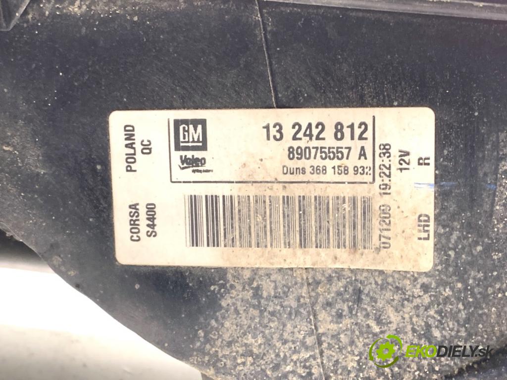 OPEL CORSA D liftback 2010 66 kW 1.3 CDTI (L08, L68) 1248 Svetlo pravy zad 13242812