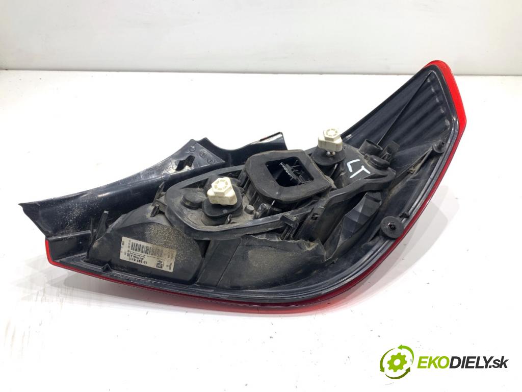 OPEL CORSA D liftback 2010 66 kW 1.3 CDTI (L08, L68) 1248 Svetlo ľavy zad 13242811