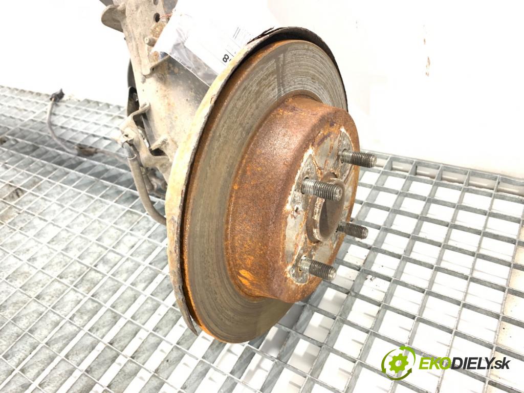 HYUNDAI i20 II liftback 2015 74 kW 1.4 1368 Výstuha zad