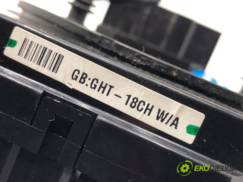 HYUNDAI i20 II liftback 2015 74 kW 1.4 1368 Krúžok, slimák airbag GHT-18CH (Airbag)