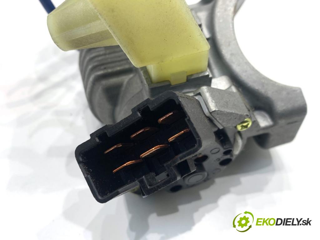 HYUNDAI i20 II liftback 2015 74 kW 1.4 1368 spinačka  (Spínacia skrinka)