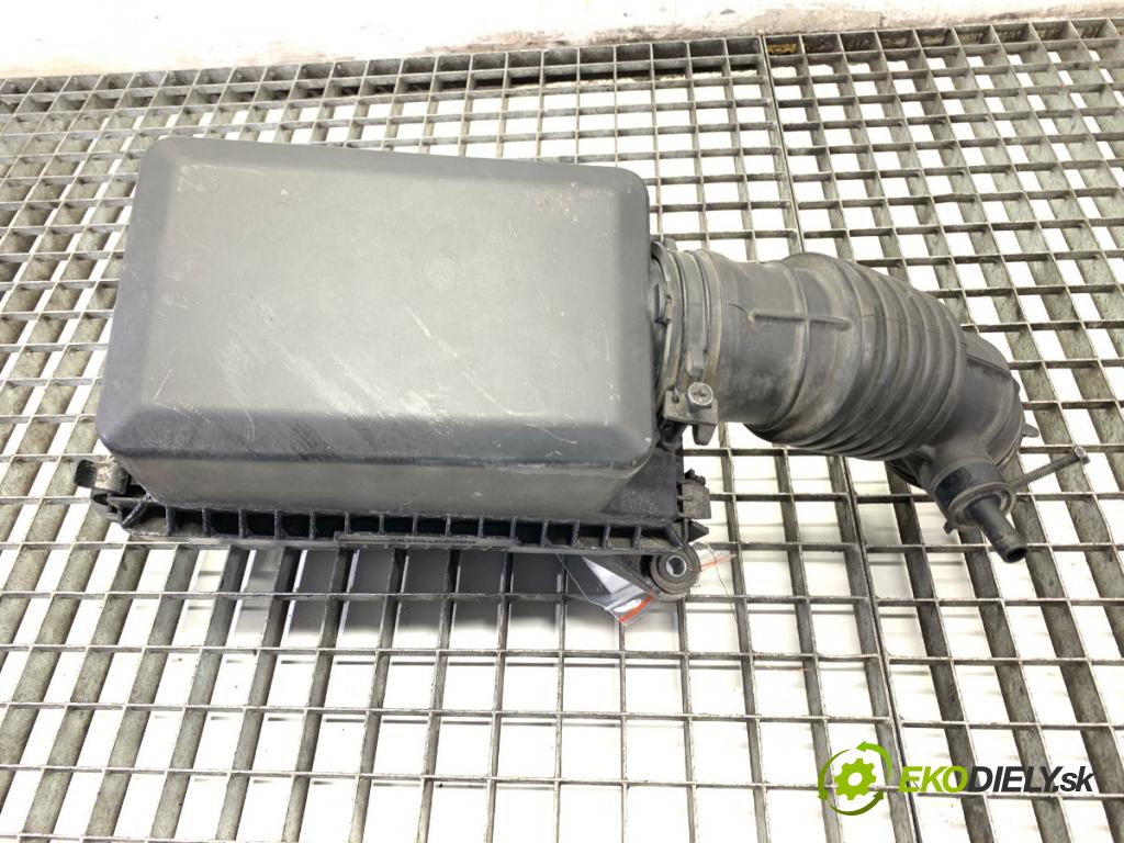 HYUNDAI i20 II liftback 2015 74 kW 1.4 1368 Obal filtra vzduchu 28110-C8200 (Obal vzduchového filtra)