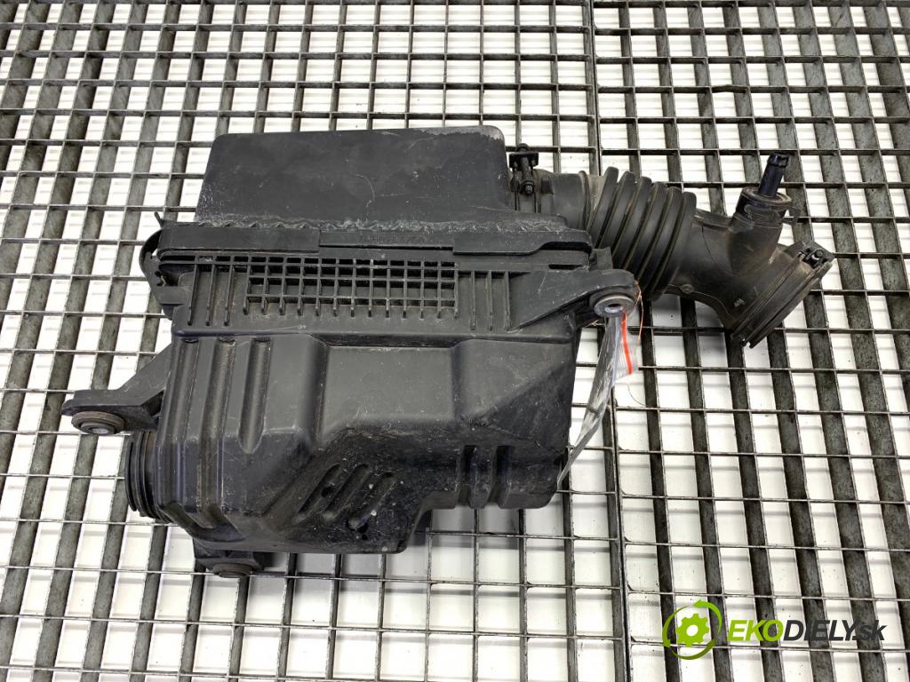 HYUNDAI i20 II liftback 2015 74 kW 1.4 1368 Obal filtra vzduchu 28110-C8200 (Obal vzduchového filtra)