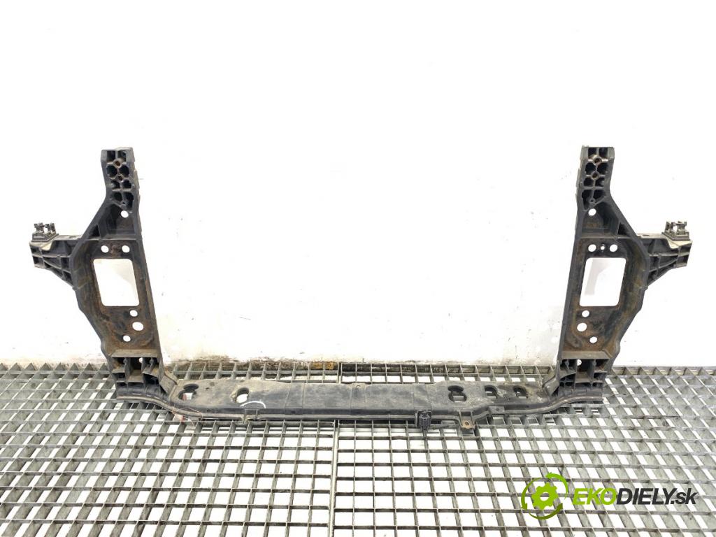 HYUNDAI i20 II liftback 2015 74 kW 1.4 1368 Držiak predný  (Výstuha predná)