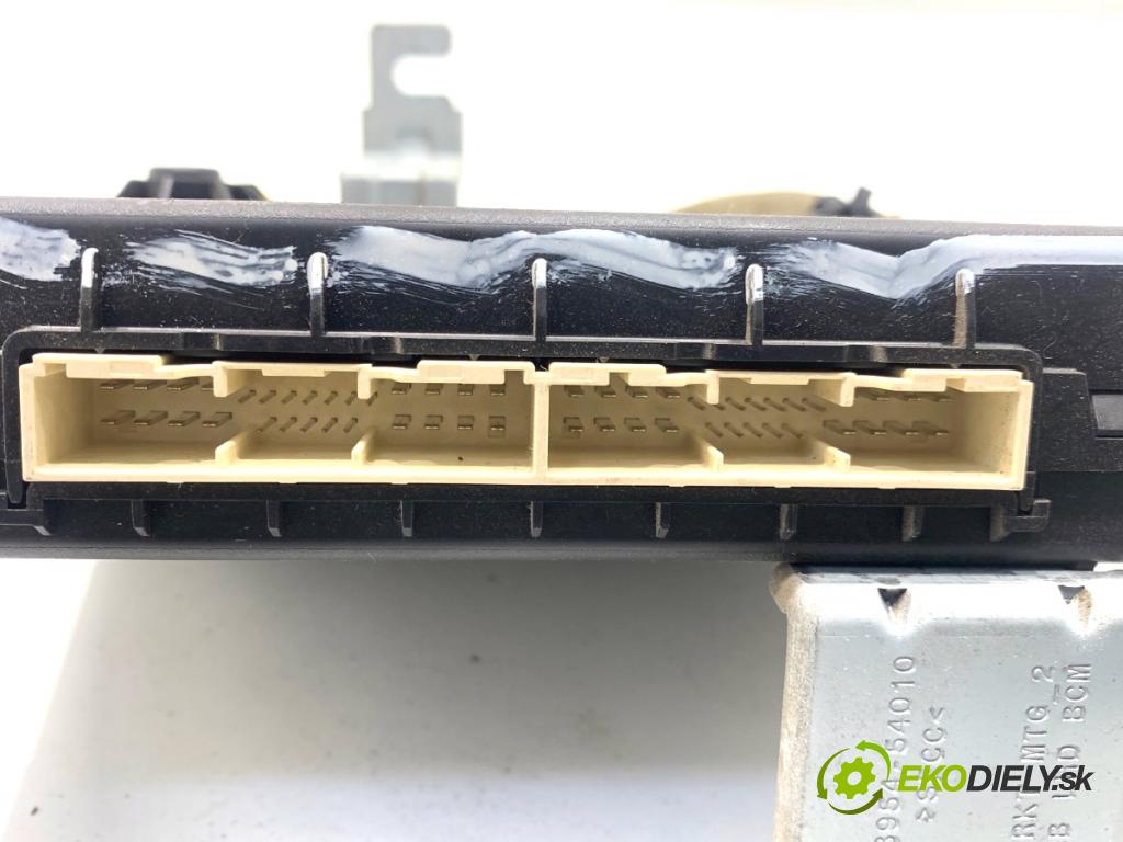 HYUNDAI i20 II liftback 2015 74 kW 1.4 1368 Modul BCM 95400-C8110 (Riadiaca jednotka ostatné)